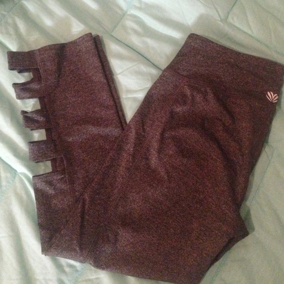 Athletic leggings