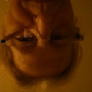 Meet your Posher, Deborah