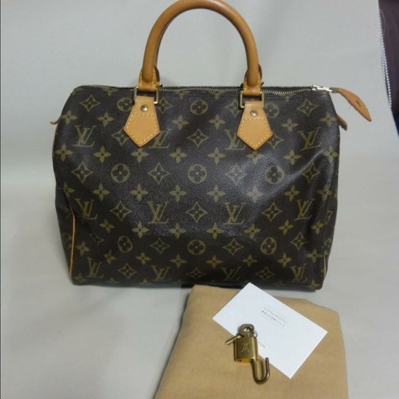 Louis Vuitton speedy 30.
