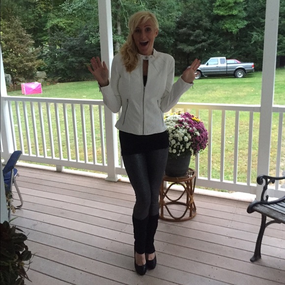 Meet your Posher, Kathleen - Picture 3 of 4