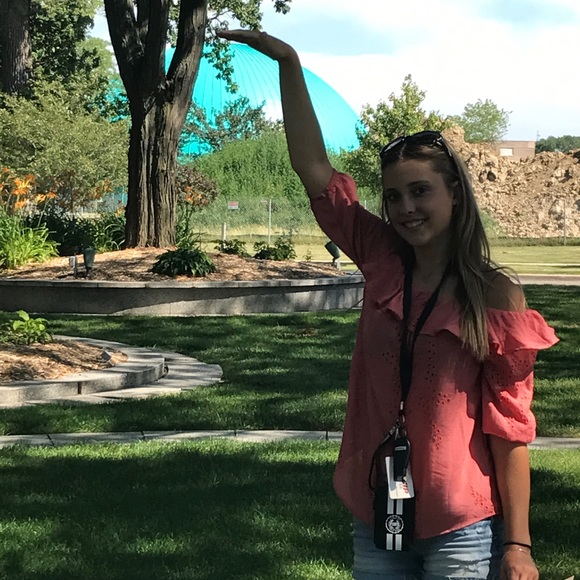 Meet your Posher, Mary - Picture 6 of 8