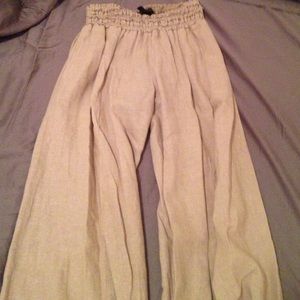 Linen Tan BCBG pants. Barely worn. M.