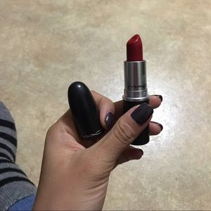 MAC RUBY WOO LIPSTICK💄