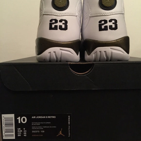 Dead Stock Jordan 9's "Statue" - Picture 2 of 4