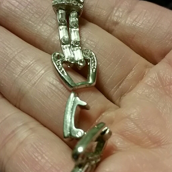 VINTAGE CRYSTAL NECKLACE - Picture 3 of 4