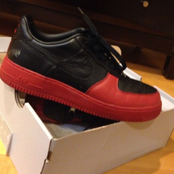 Air forces - Picture 2 of 4