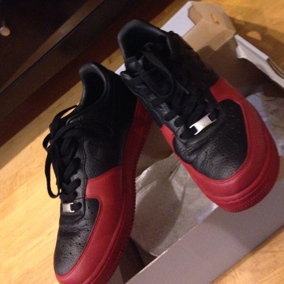 Air forces - Picture 3 of 4