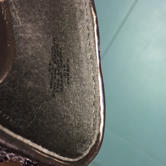 Steve Madden Heels Sequin Silver 8.5 Brand New! - Picture 4 of 4