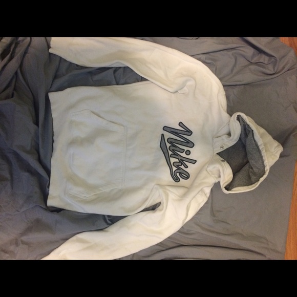 Nike sweatshirt