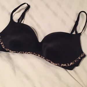 32D Victoria's Secret Balconet Push-Up