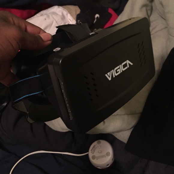 Virtual reality headset