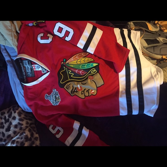Jonathan Toews, Chicago Blackhawk jersey