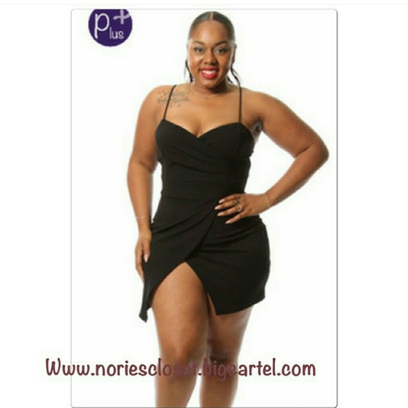 Dresses & Skirts - New black dress