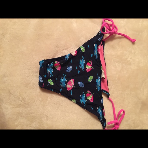 Gilly hicks bikini bottom