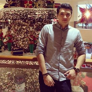 Meet your Posher, Wafihulla