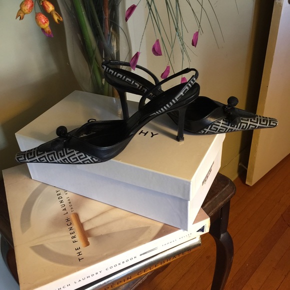Authentic Givenchy Sling Backs - Picture 4 of 4