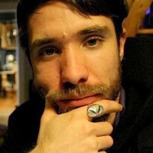 Meet your Posher, Daniel m