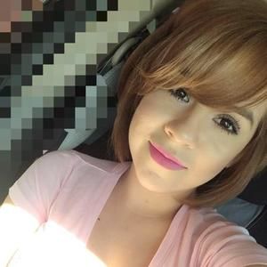 Meet your Posher, Leslie