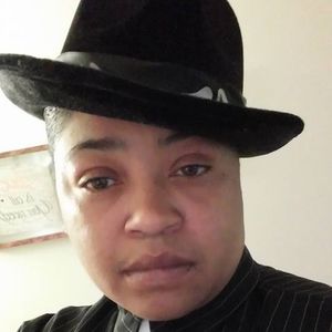 Meet your Posher, Sasha