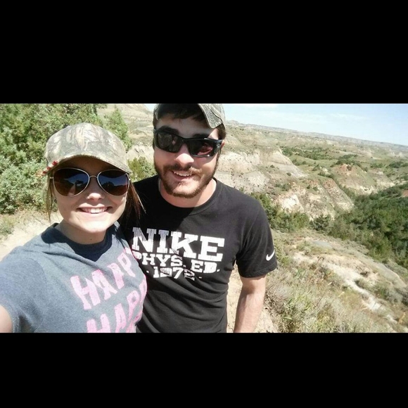 Meet your Posher, Alexis - Picture 1 of 1