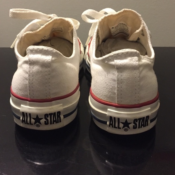 🚫SOLD🚫 Chucks All Star Classic White Converse - Picture 3 of 4