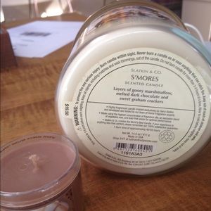 Slatkin & Co candle