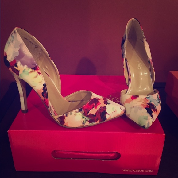 Size 5.5 heels