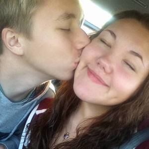 Meet your Posher, Felicia