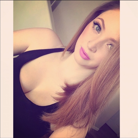 Meet your Posher, Brenna