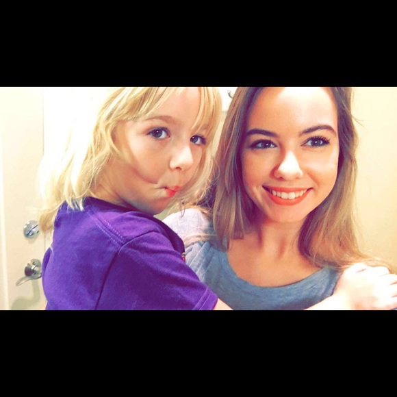 Meet your Posher, Jordanne - Picture 3 of 5