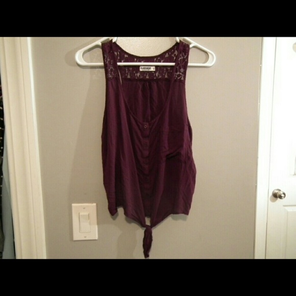 Tie front tank