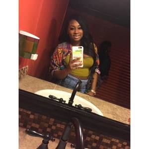 Meet your Posher, Brianna