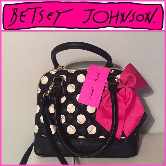 Betsey Johnson Handbags - NWT Betsey Johnson Polka Dot Purse!💕