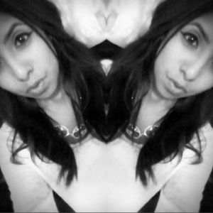 Meet your Posher, Vanessa