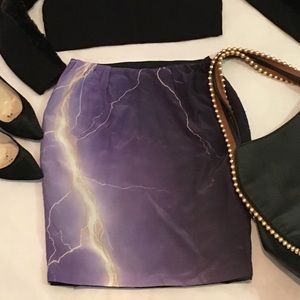 Lightening Print Skirt-Style Obsessed Host Pick🎉