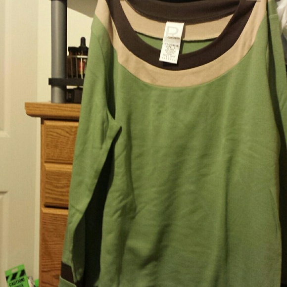 Long sleeve shirt