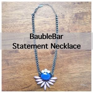 🌸 BaubleBar Blue & Lavender Statement Necklace 🌸
