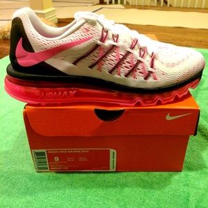 BRAND NEW!! NIKE Air Max 2015