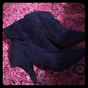 Navy blue small heel boots
