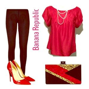 2 FOR $10💗Banana Republic Red Silk Blouse