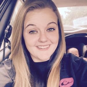 Meet your Posher, Candace