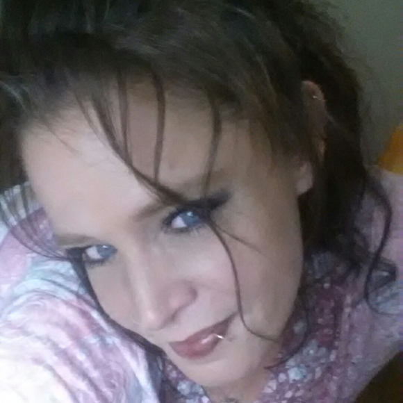 Meet your Posher, Cara - Picture 1 of 1