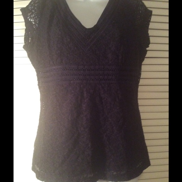 Black shoes, Spense top Emma top