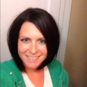 Meet your Posher, Caitlin