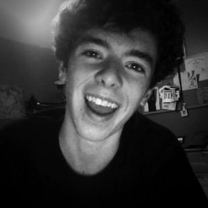 Meet your Posher, Alex