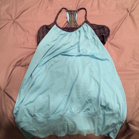 Super cute lulu lemon workout top