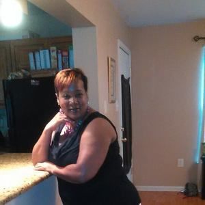 Meet your Posher, Yvette