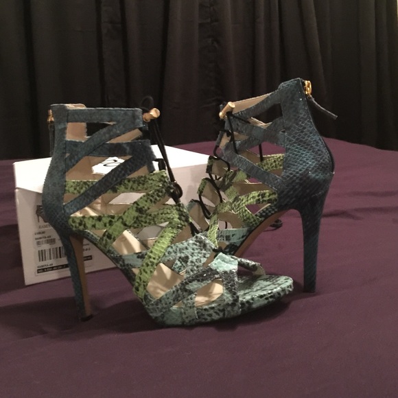 RAMIYA - Picture 2 of 2