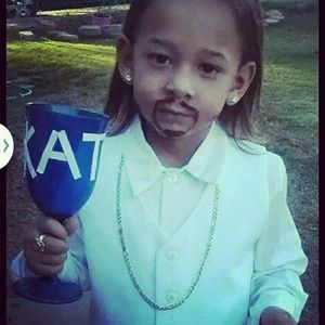 Meet your Posher, Leticia