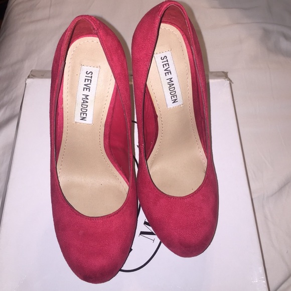 Steve Madden Red Blaikee Pumps